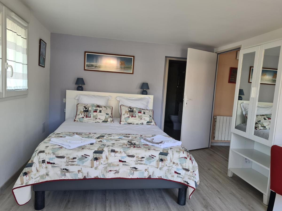 Appartement Avec Cuisine Et Grande Piscine Chauffee Hendaye Exterior photo